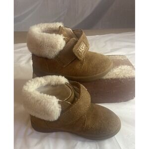 Kids UGG Brown Suede Booties with Fleece Lining-Adjustable Closure -Youth Size 7